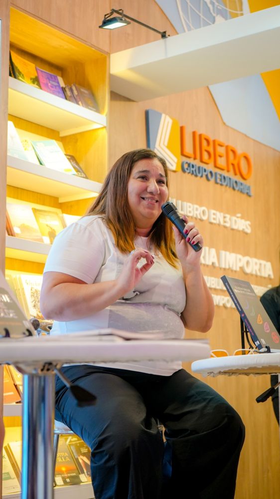 Vanina Guajardo en la Feria Internacional del Libro de Buenos Aires